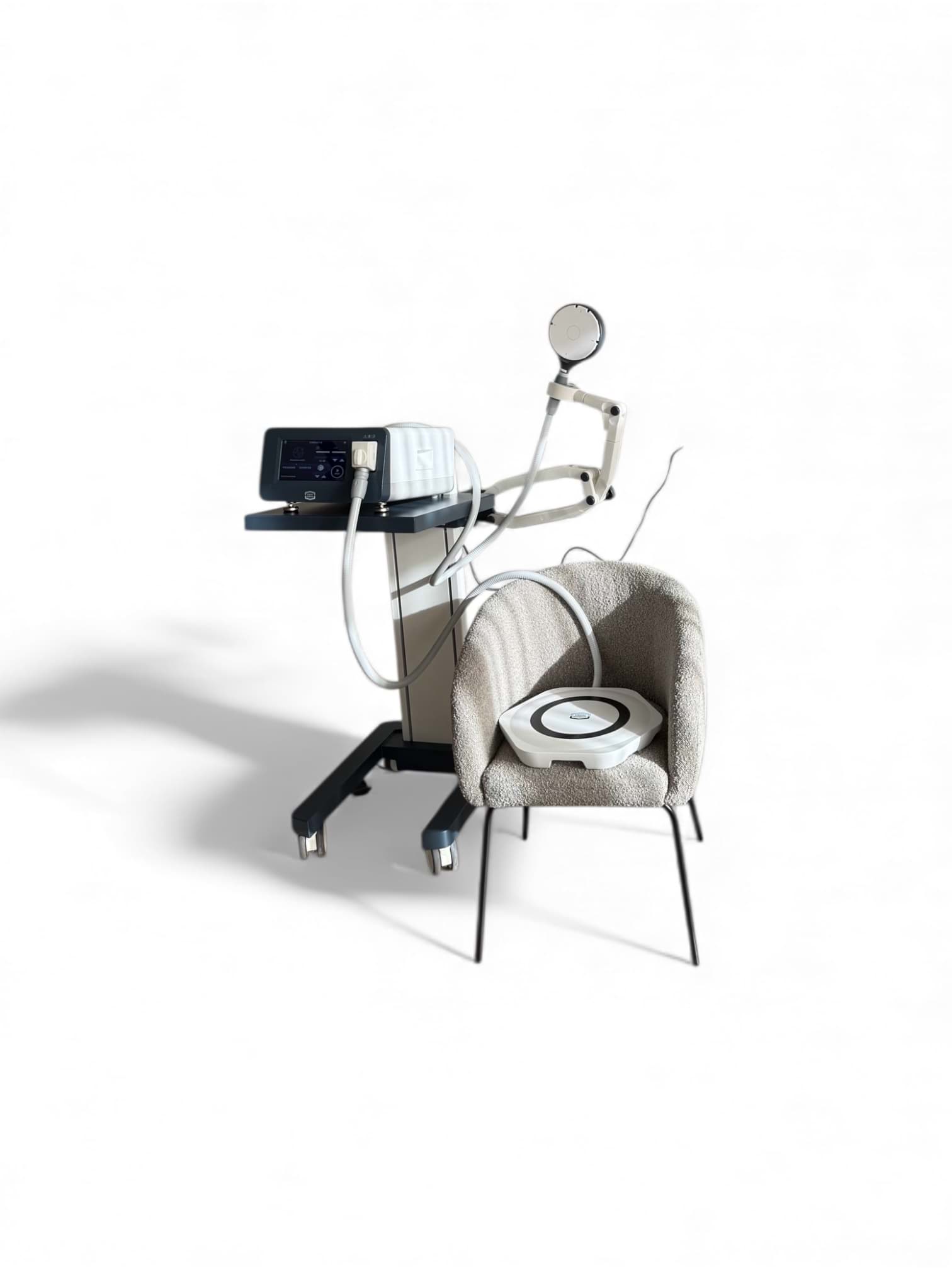 Bild von Compact ULTIMATE + 2 Applikatoren Stativ +Wagen, Hochenergetische-Induktionstherapie